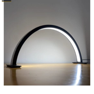 Lampara de Iluminación Media Luna de Mesa